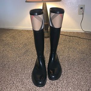 Burberry rain boots
